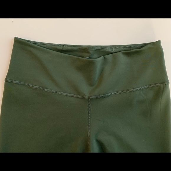 🔴 SOLD! 🔴 nike athletic leggings - Picture 2 of 4